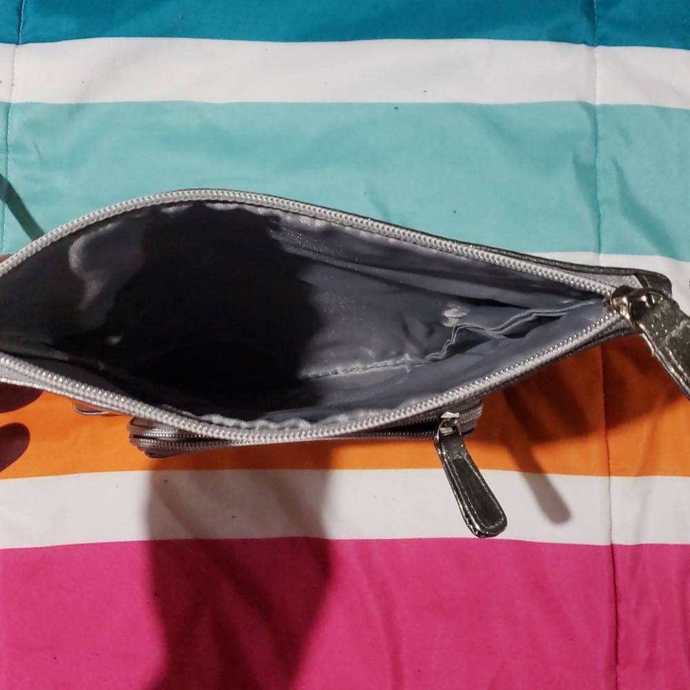 Wristlet - Picture 5 of 5